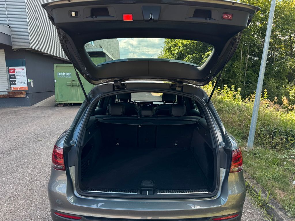 Mercedes-Benz GLC 300 d 4Matic,Virtual,AHK,LED,360 Kam,Leder