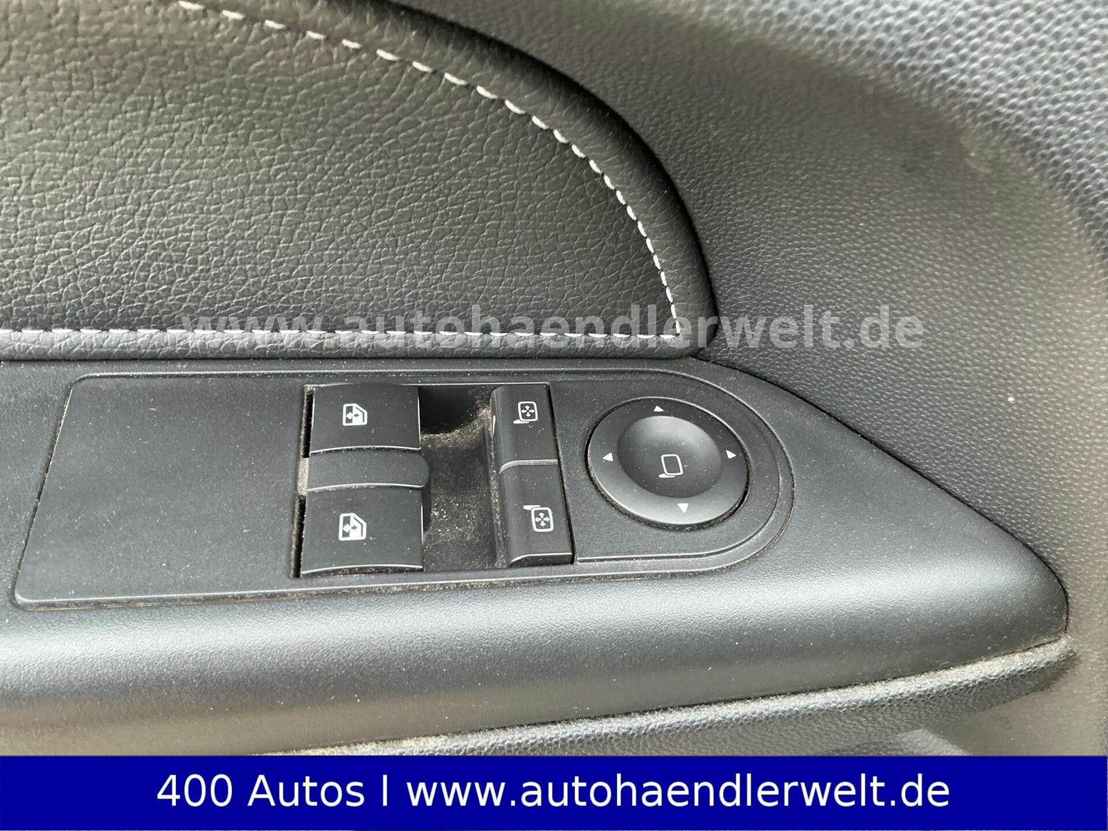 Opel Astra 2009 — photo 16