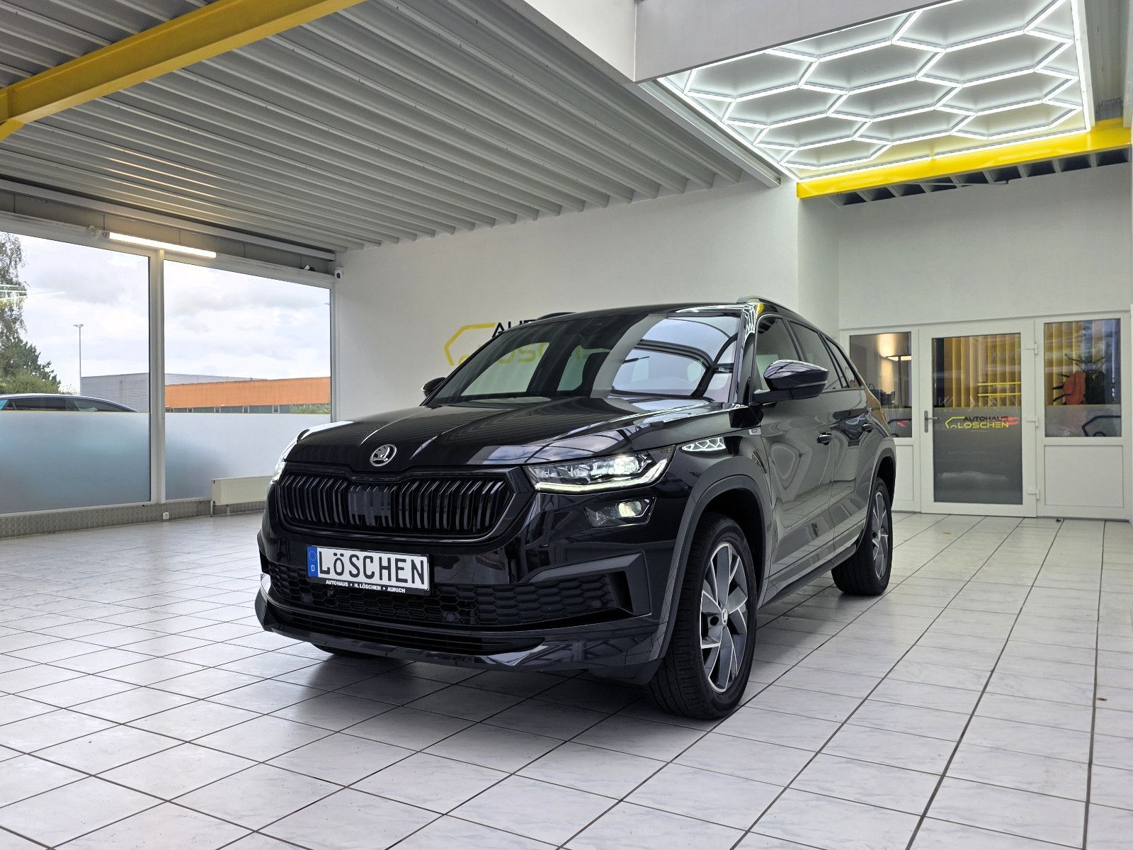 Skoda Kodiaq Sportline 4x4 7-Sitzer Businesspaket Navi foto 2