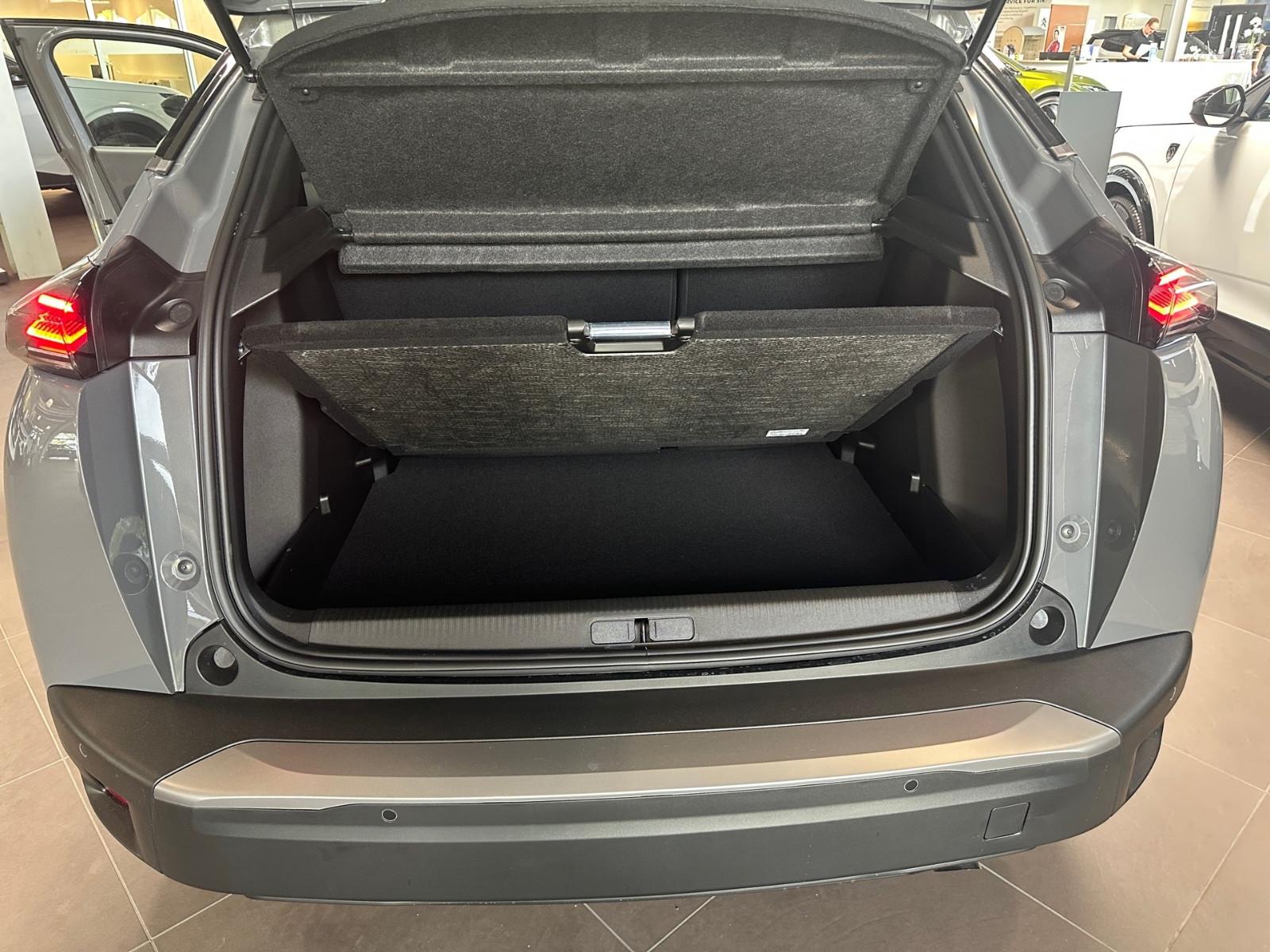 Peugeot 2008 Benzin 100 Allure
