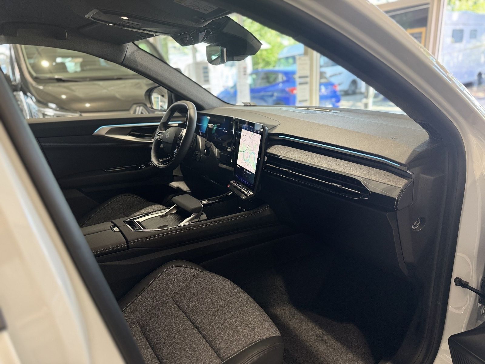 Renault Rafale - Bild 5