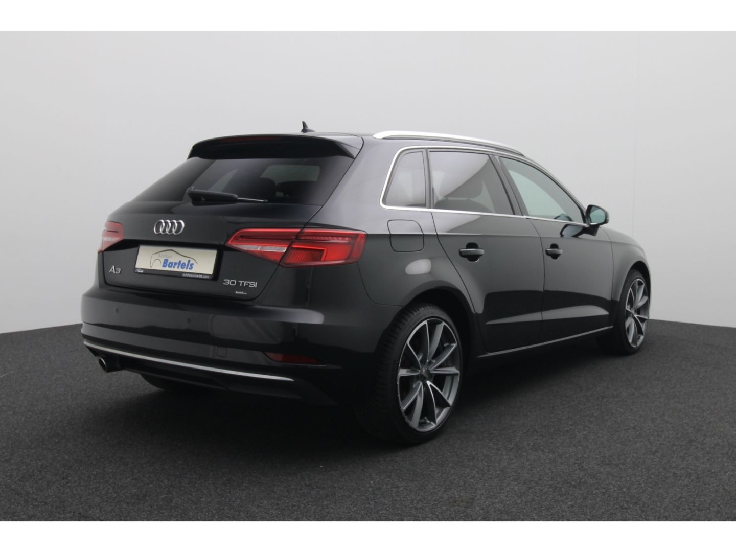 Fahrzeugabbildung Audi A3 Sportback 30 TFSI  2-Zonen-Klimaautom