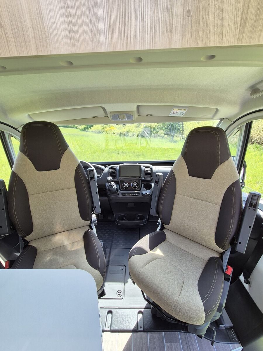 Fahrzeugabbildung Forster Livin Up FV599EBL 4530 Sondernachlass