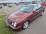 Mercedes-Benz Mercedes Benz E 270 CDI Avantgarde - gebrauchte Mercedes-Benz E 270 aus dem Jahr 2001