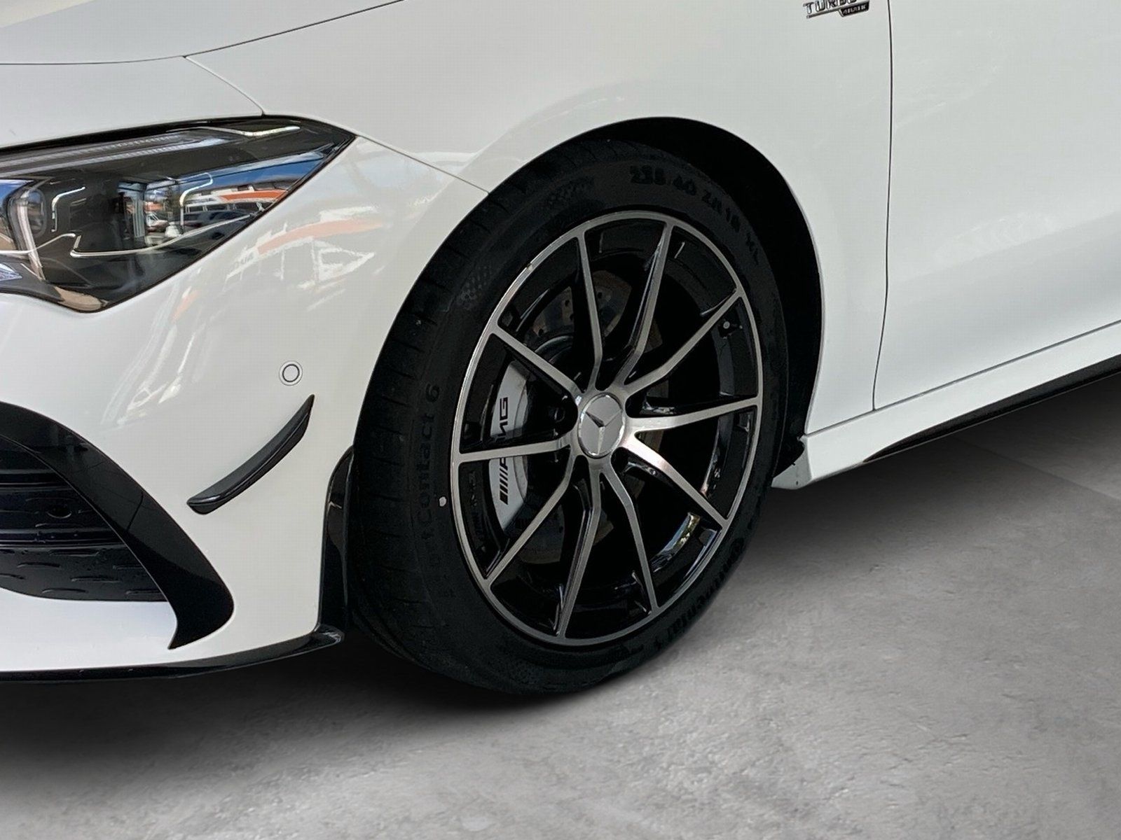 Fahrzeugabbildung Mercedes-Benz CLA 35 AMG 4M*Aero*Pano*HUD*Burm*STDHZG*Dist*360