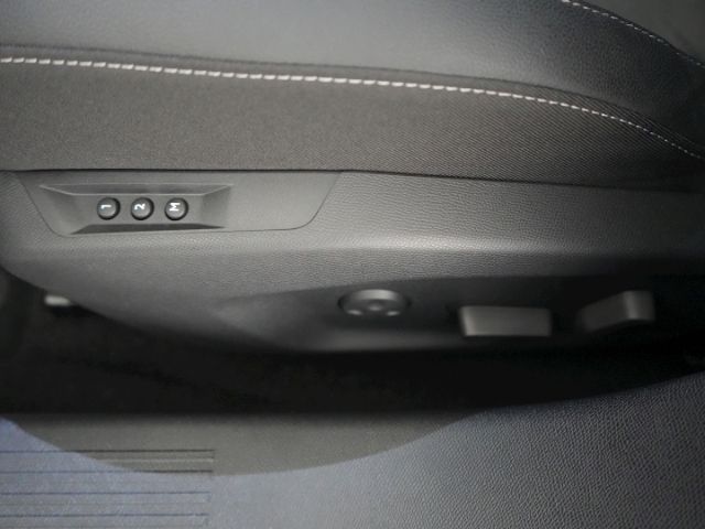 Astra L ST ULTIMATE AT+NAVI+360 GRAD KAMERA+SCHI