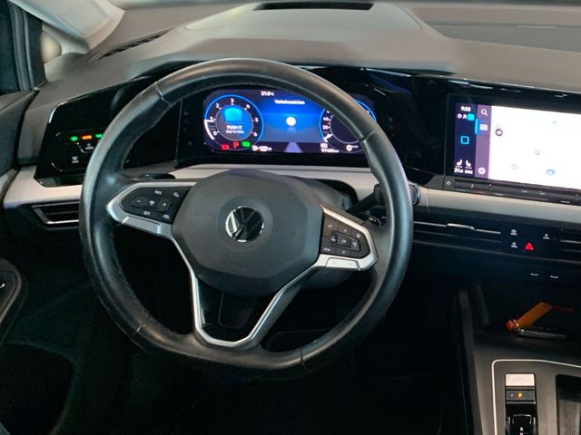 Golf VIII Variant 2.0 TDI LIFE LED+DCP+APP+NAVI+