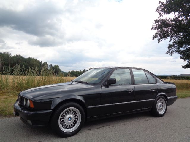 BMW 535i Limousine *LEDER*SCHIEBEDACH*LPG-GASANLAGE*