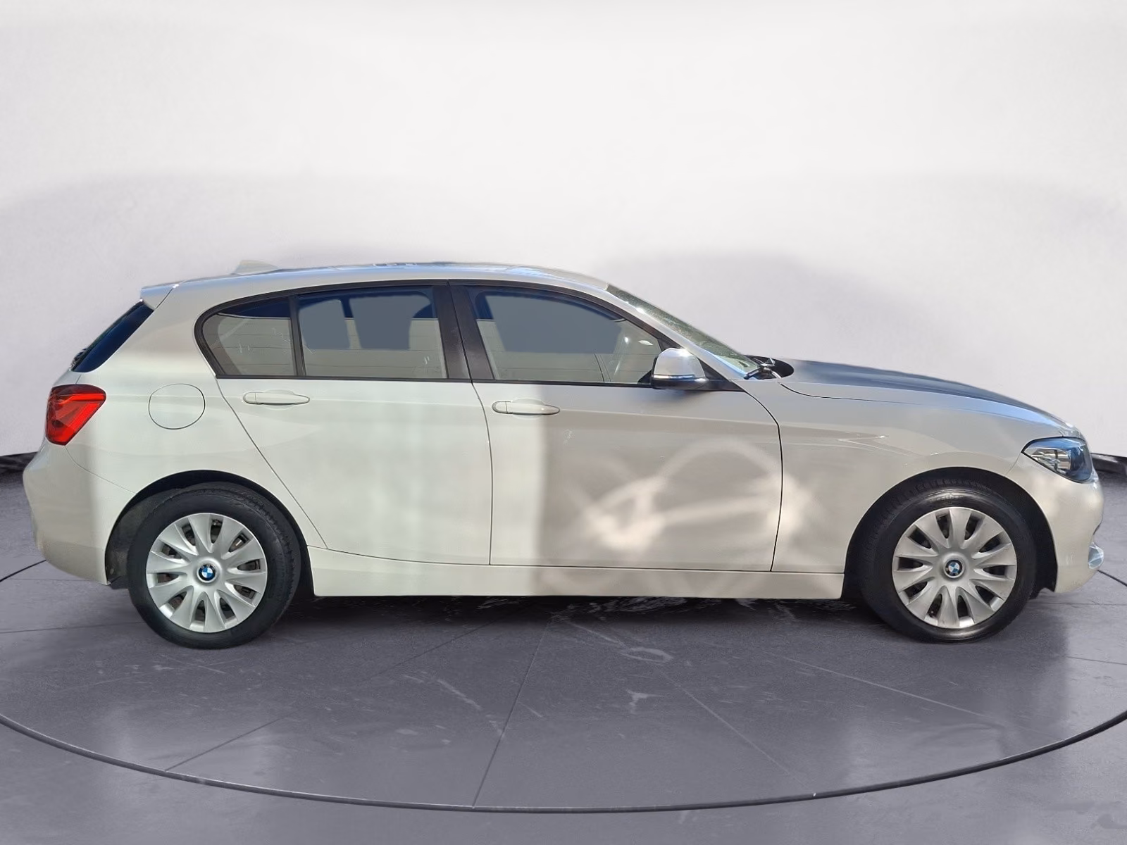 BMW 118i Limousine Advantage Bluetooth PDC Klima