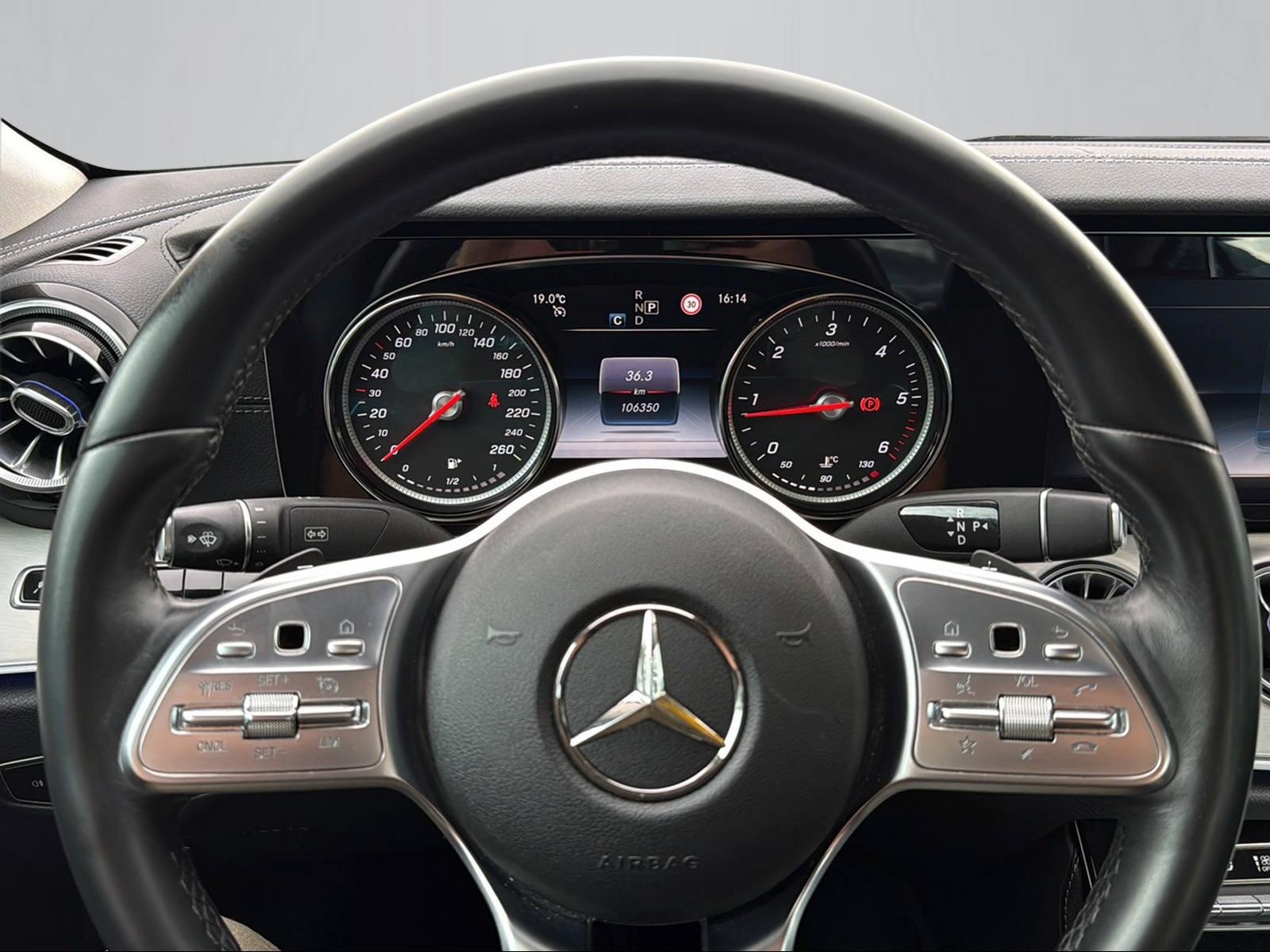 Mercedes-Benz CLS 300d - ABS - LED - KAM