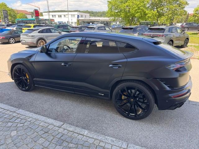 Lamborghini Urus S Nero-Matt/Black/23"/B&O/Garan – 9
