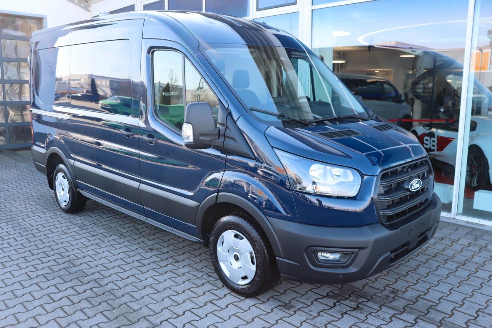 Ford Transit KASTEN Trend 2.0 EcoBlue 310/L2 imagem 2