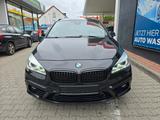 BMW 2 Active Tourer 220 i *AUTOMATIK*PANORAMA*IM KA - München Auto gebraucht