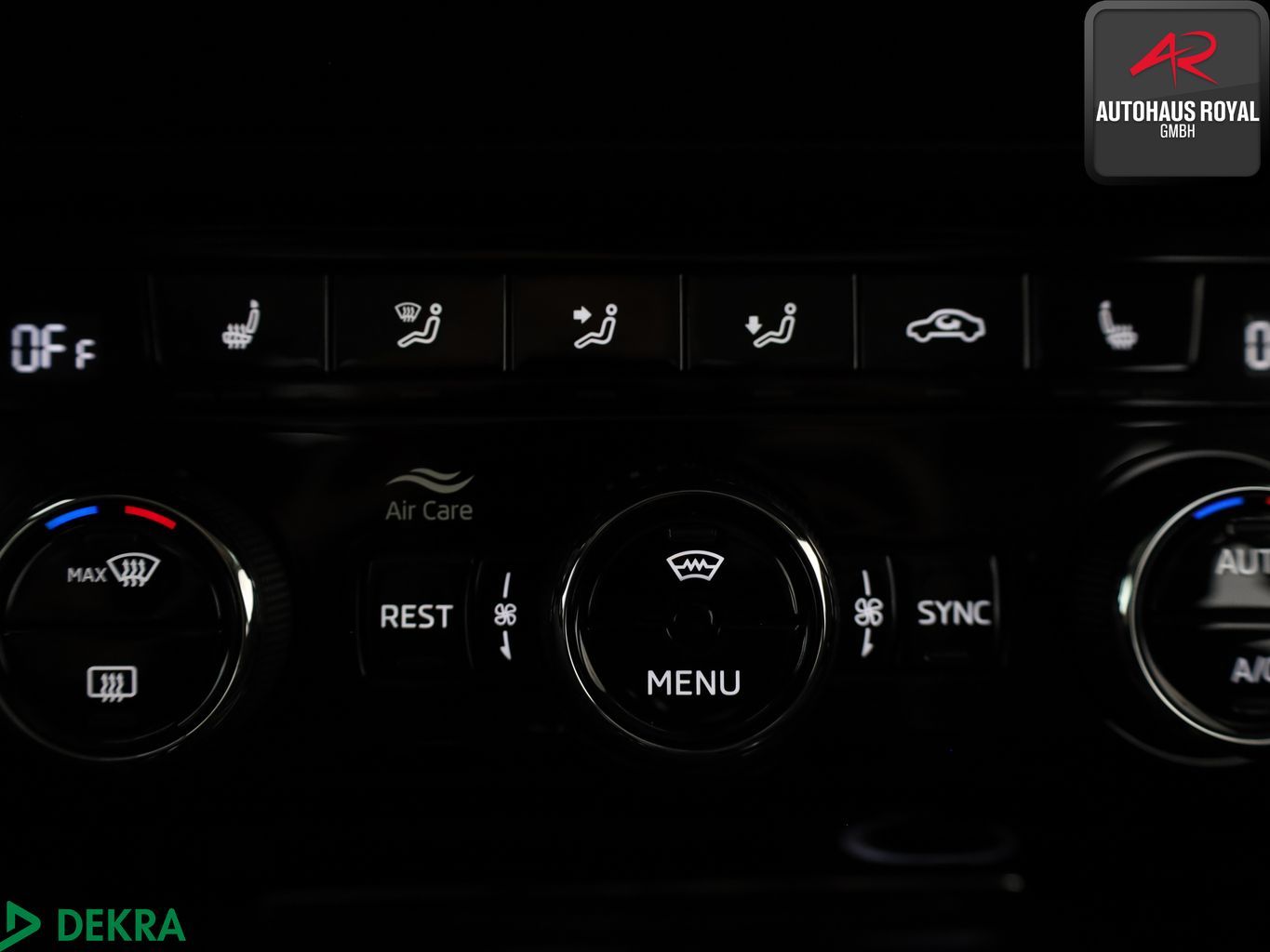 Skoda Superb Combi 2.0 TSI 4x4 PANO,360GRAD,MASSAGE,SH foto 23