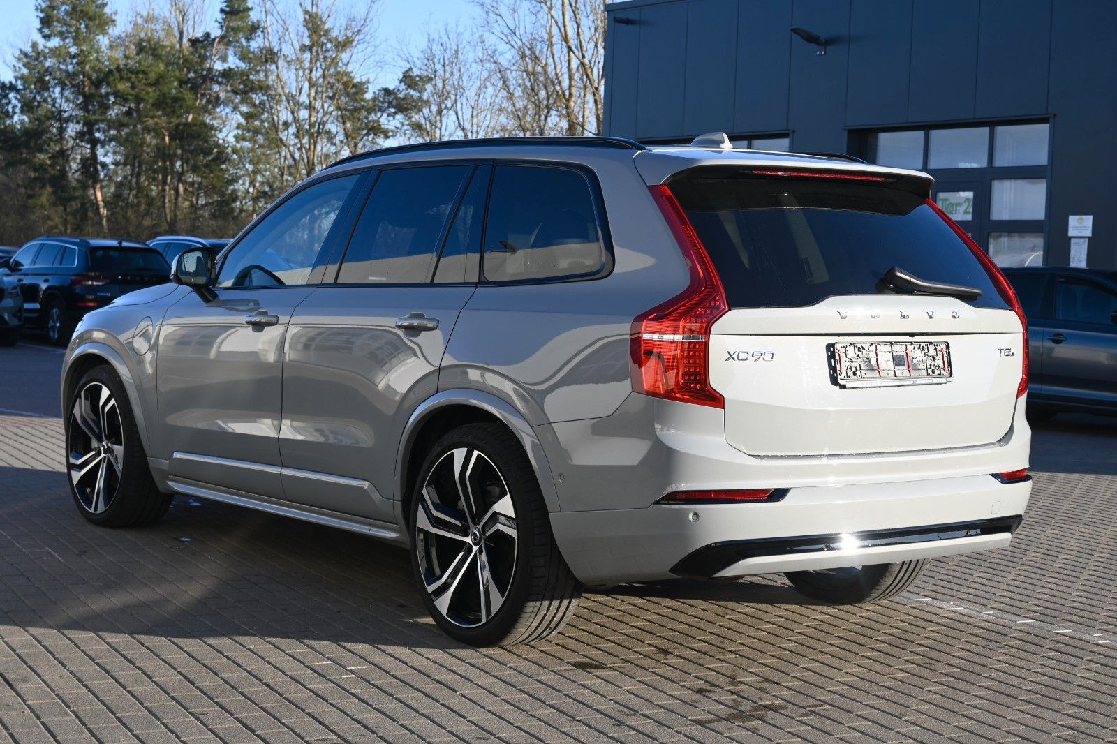 Fahrzeugabbildung Volvo XC90 T8 AWD Ultra Dark*360°*B&W*LUFT*HUD*ACC