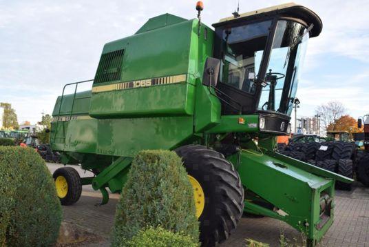 John Deere 1065
