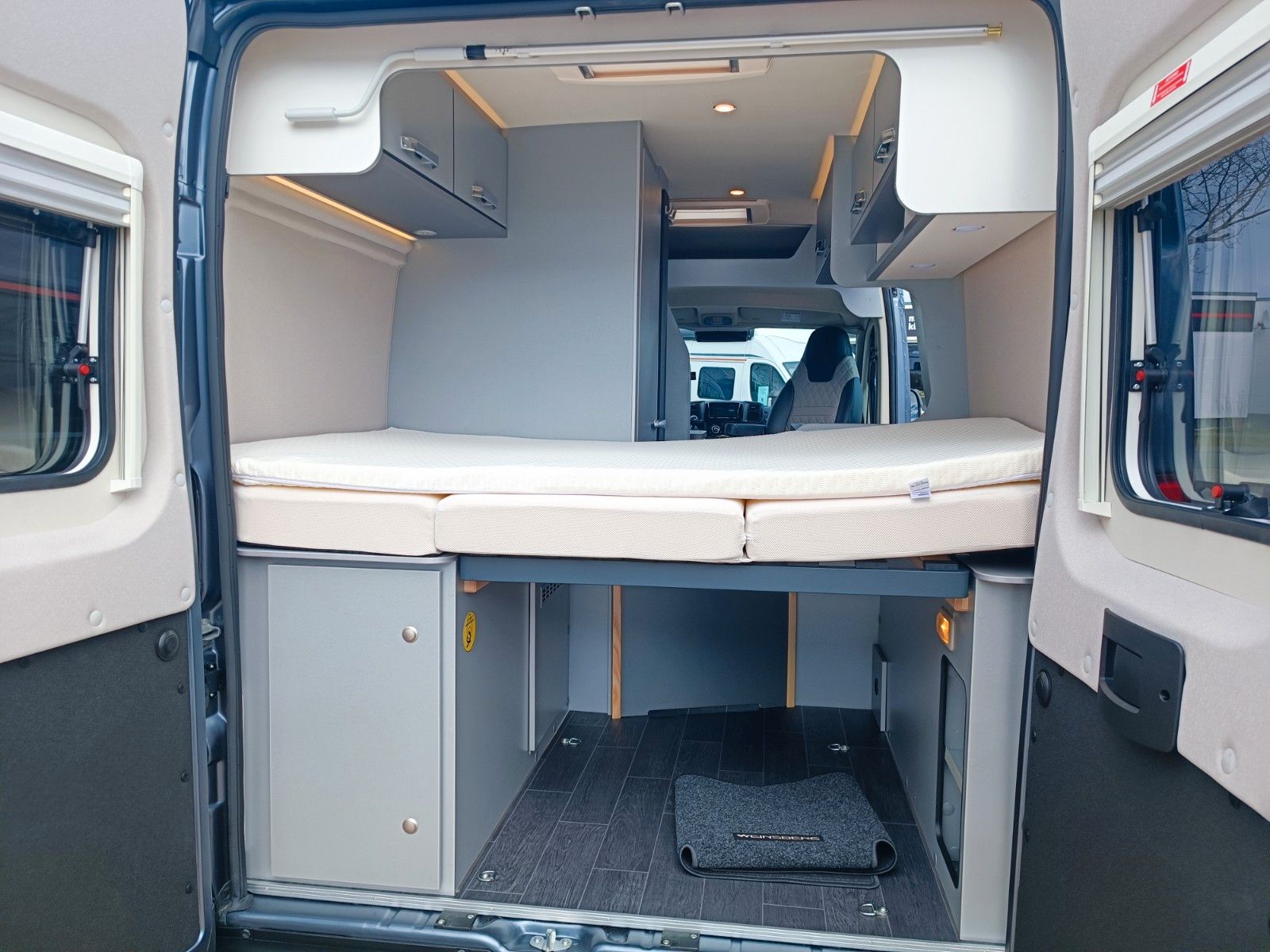 Fahrzeugabbildung Weinsberg CaraBus GREY 540 MQ EDITION [FIRE] *Sitzheizung
