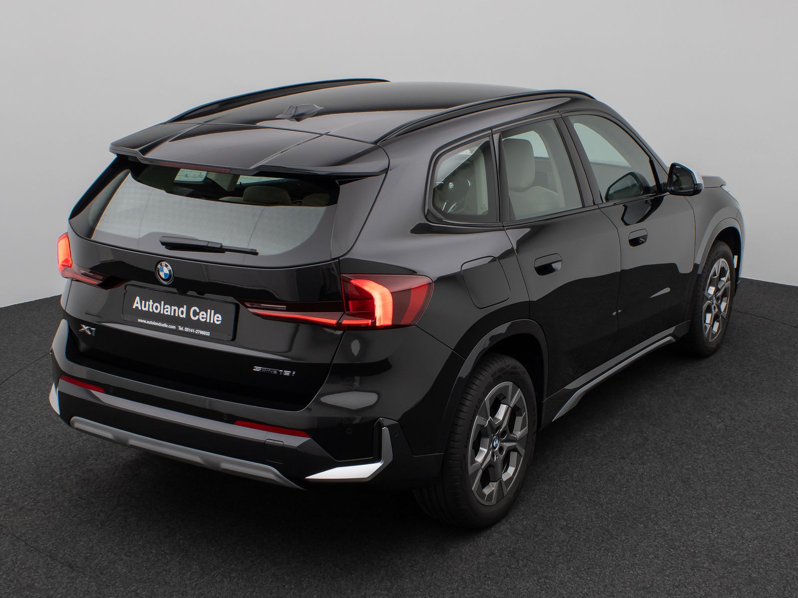 Fahrzeugabbildung BMW X1 sD18i xLine Kamera DAB Widscreen Sport Leder