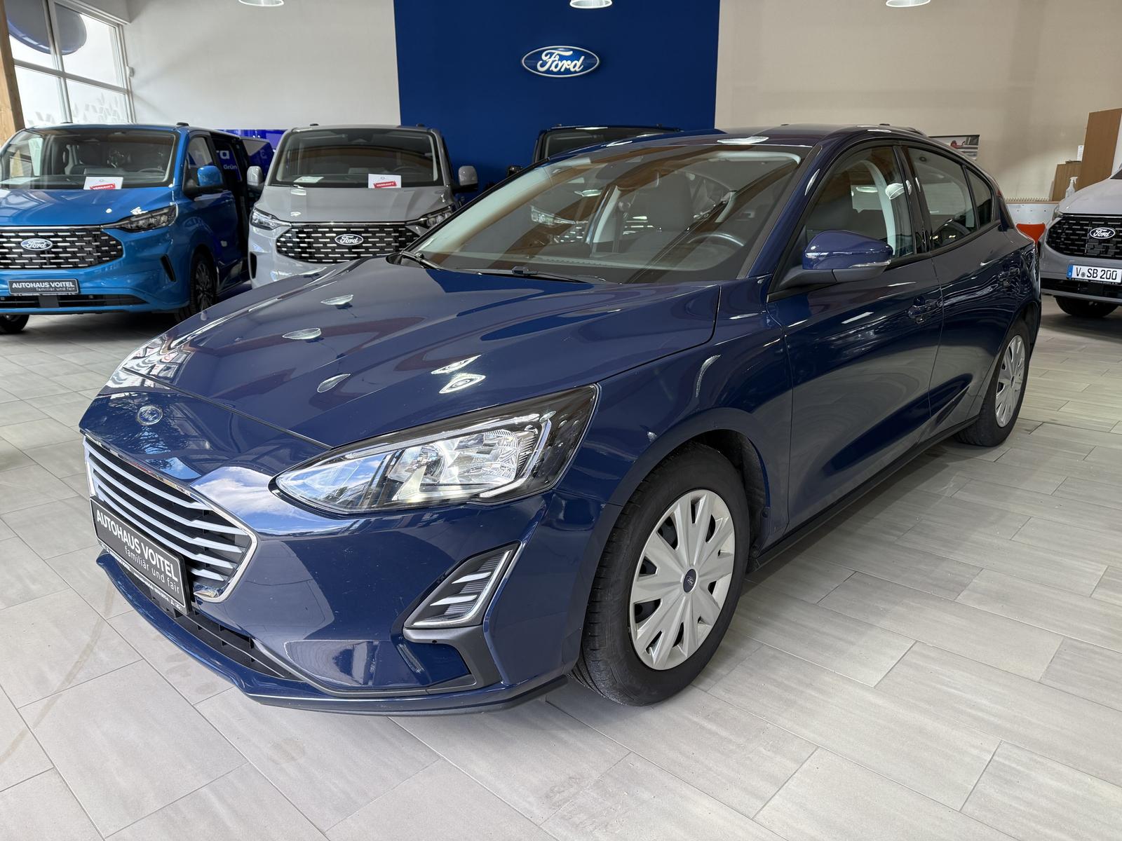 Ford Focus Lim. Trend DAB / 8-fach Bereifung
