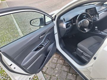 Toyota C-HR - 9