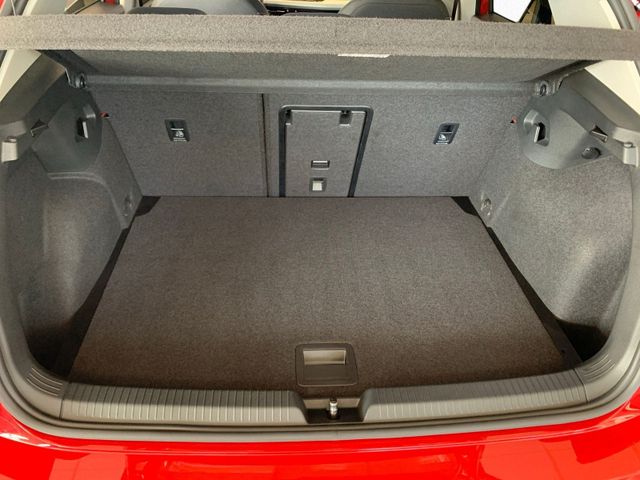 Golf VIII 1.5 TSI LIFE LED+PANO+KAMERA+DCP+ACC