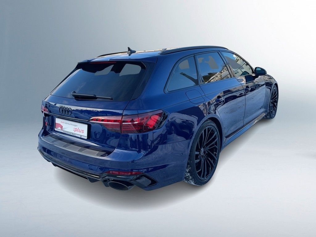 Audi RS4 - Bild 7