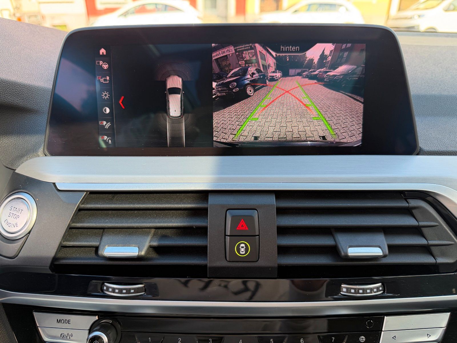 Fahrzeugabbildung BMW X3 xDrive 20 d M SPORT HUD AHK LEDER PANO D-KEY