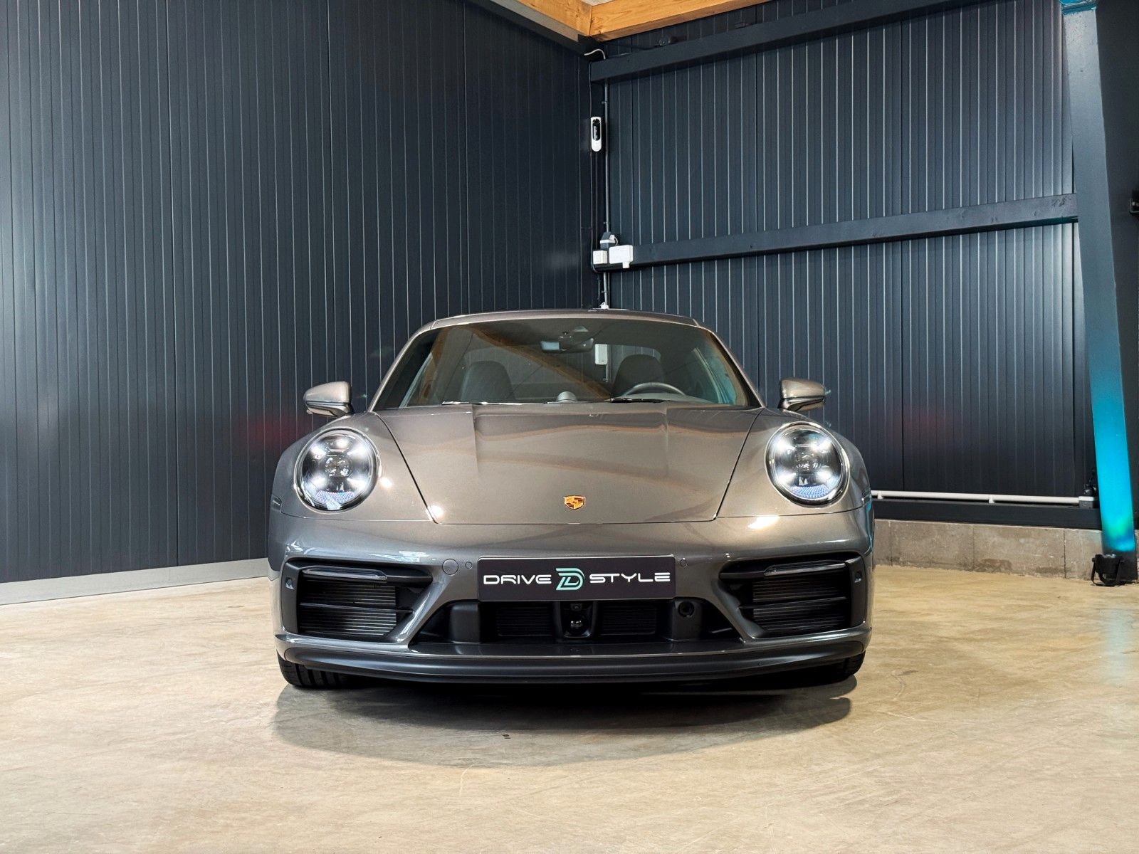 Fahrzeugabbildung Porsche 992 4 GTS