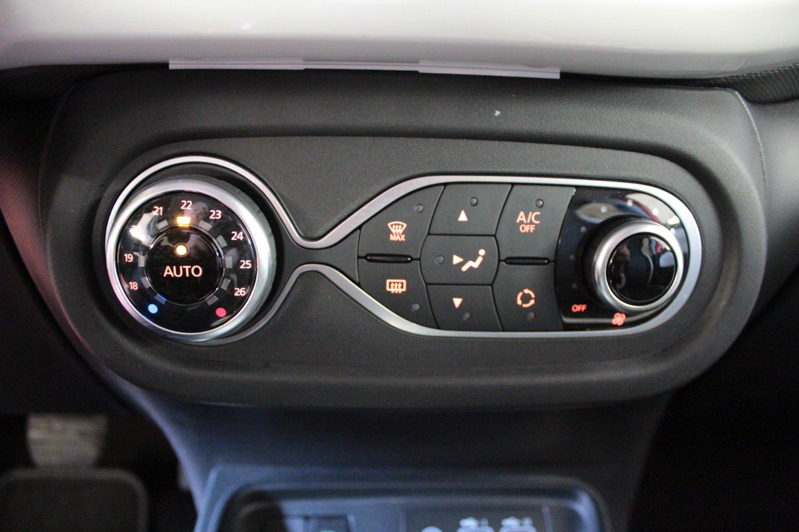 Fahrzeugabbildung Renault Twingo E-Tech 100% elektrisch*einer der letzten*