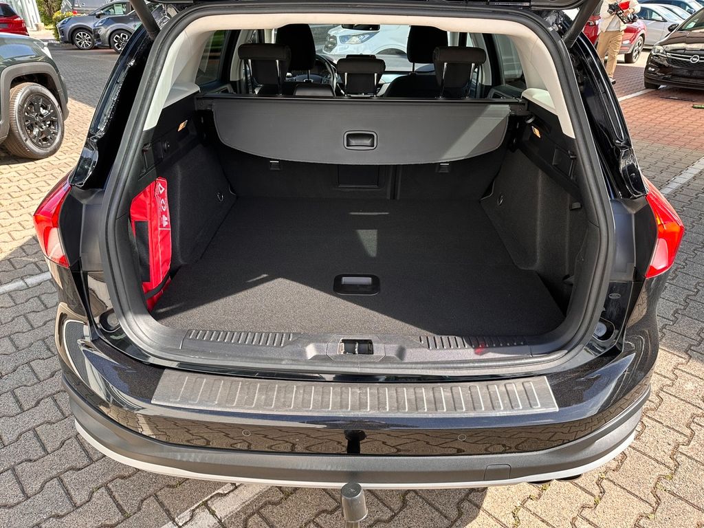 Ford Focus Turnier 1.0 EcoBoost Active *AHK*ACC*Navi*