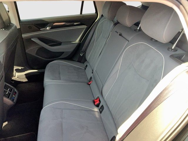 Volkswagen Passat Variant - Bild 11