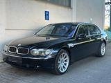 BMW 745i Lang/Massage/Softclose/Sitzbelüftung/Xenon - BMW 745: 745i