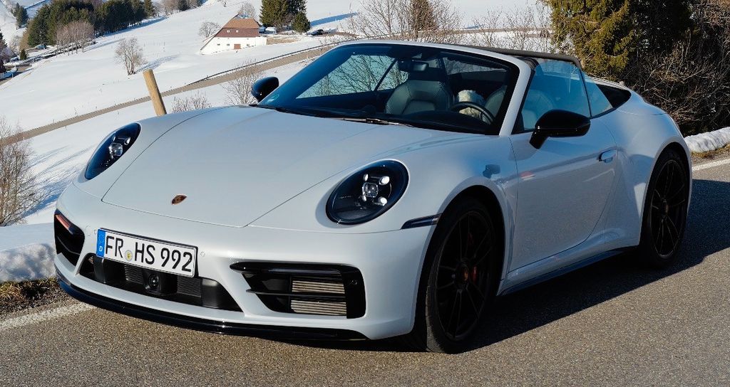 Image of Porsche 992