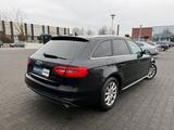 Audi A4 Sline Avant Attraction*Navi*TÜV NEU*Garantie* - Audi A4: Kombi, Sline