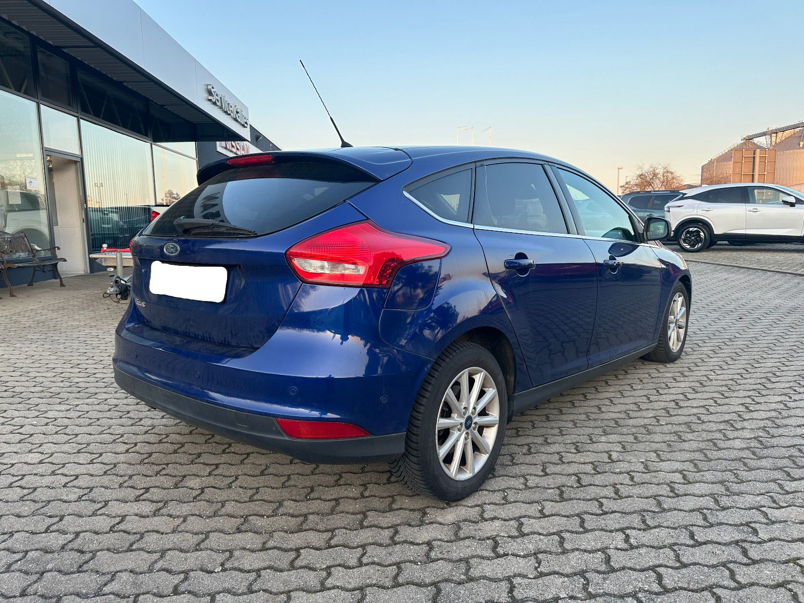 Fahrzeugabbildung Ford Focus Lim. Titanium