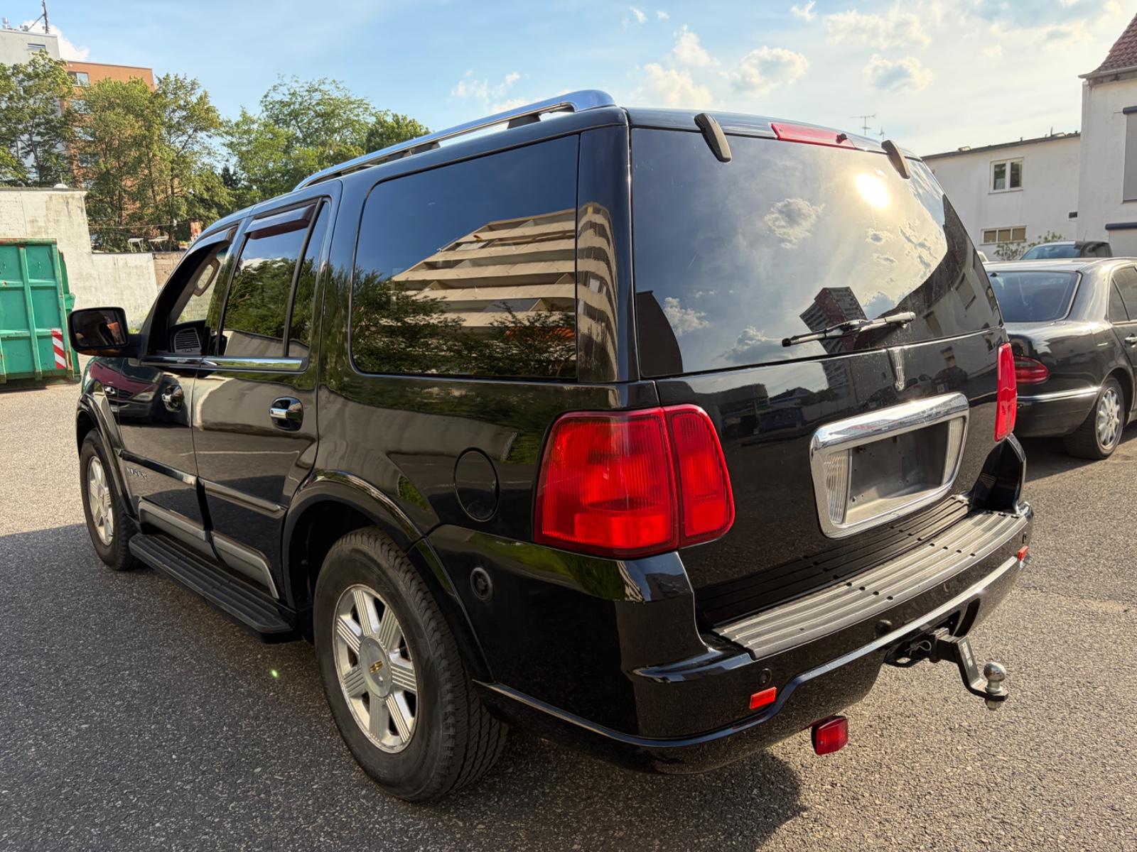 Lincoln Navigator 5.4L V8 7Sitzer