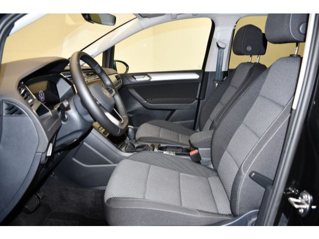 Volkswagen Touran — fotografia 3