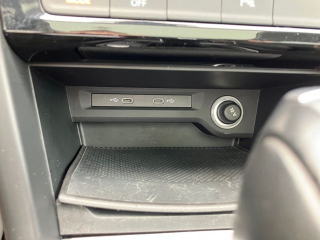 Touran 2.0 TDI Highline BMT/KLIMA/LED/NAVI/ALU
