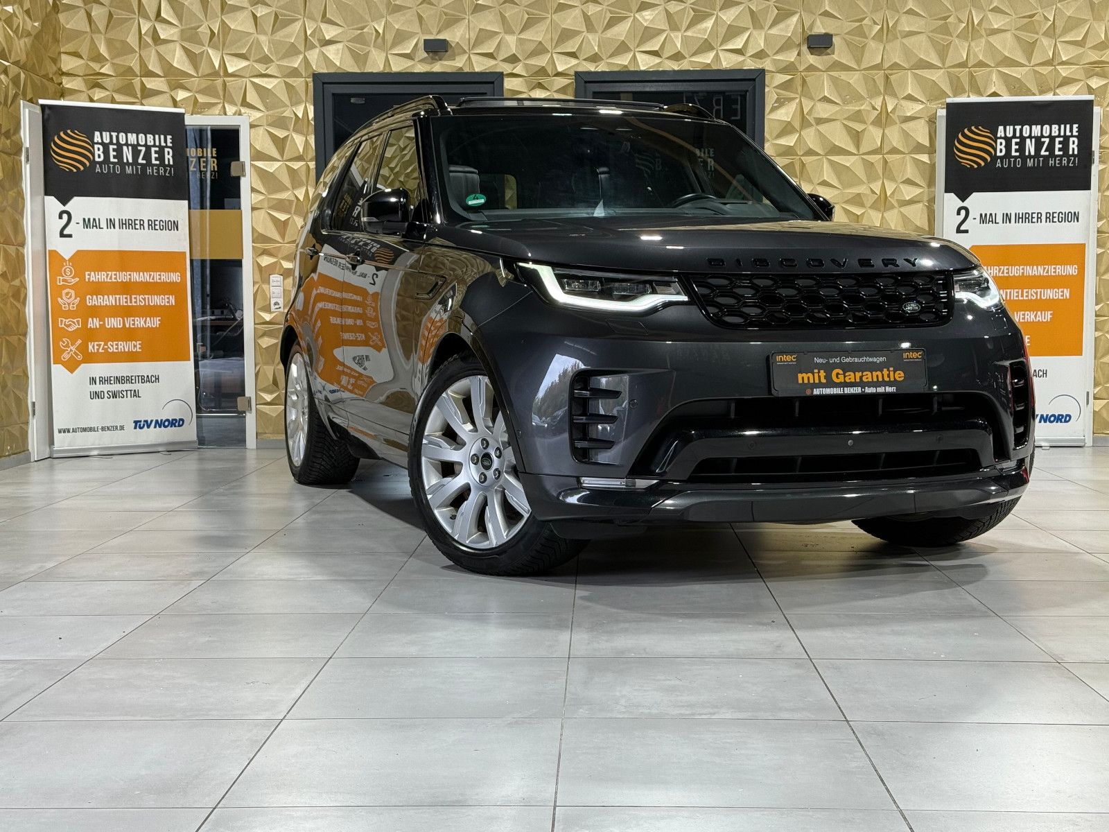 Fahrzeugabbildung Land Rover 5 R-Dynamic HSE D300/7-SITZER/PANO/3D-KAM/VOLL
