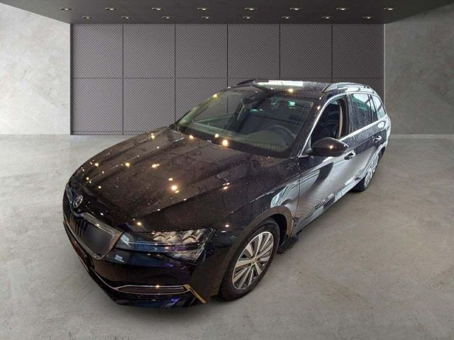 Skoda Superb Ambition 1.4TSI iV DSG PDC/RFK/TEMP/NAVI