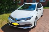Toyota Auris Hybrid Edition-S 1,8-l-VVT-i Edition-S - Toyota Auris in Hannover
