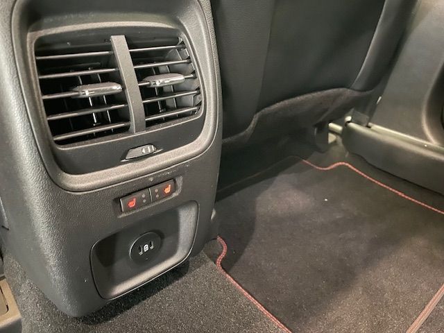 Fahrzeugabbildung Ford Kuga ST-Line X 1.5 totWinkelASS Kamera DAB