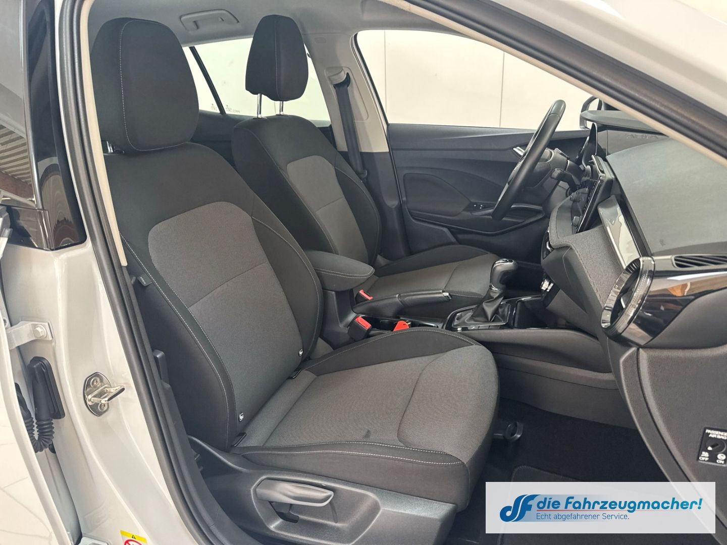 Fahrzeugabbildung SKODA Fabia Selection LED Sperrdiff. ACC Apple CarPlay