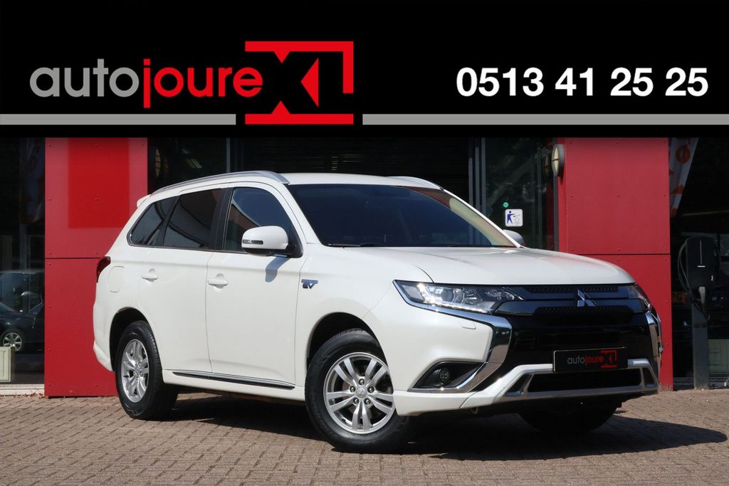 Image of Mitsubishi Outlander