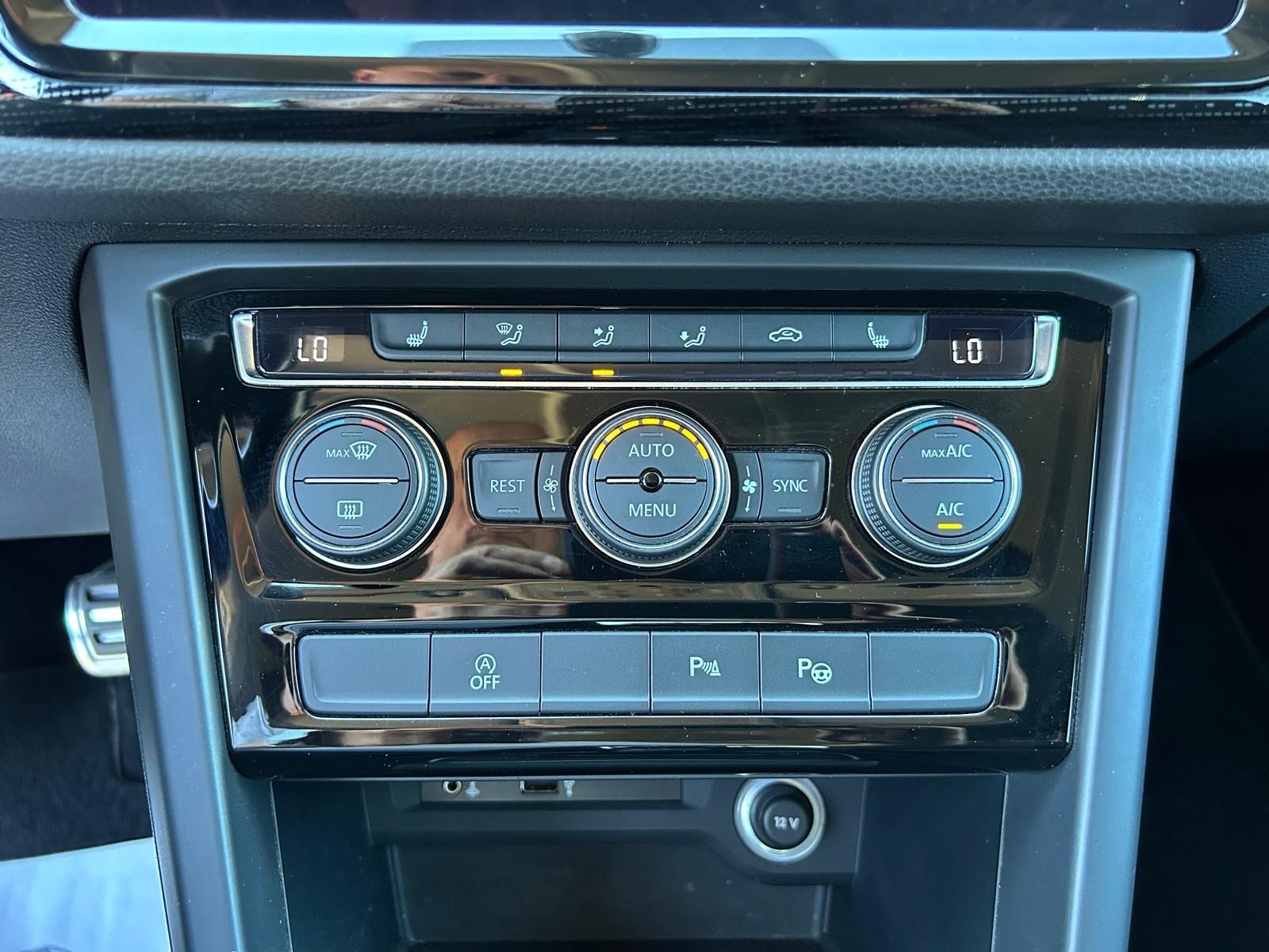Fahrzeugabbildung Volkswagen Touran 1.4 TSI Sound°7 Sitzer°Navi°Shz°