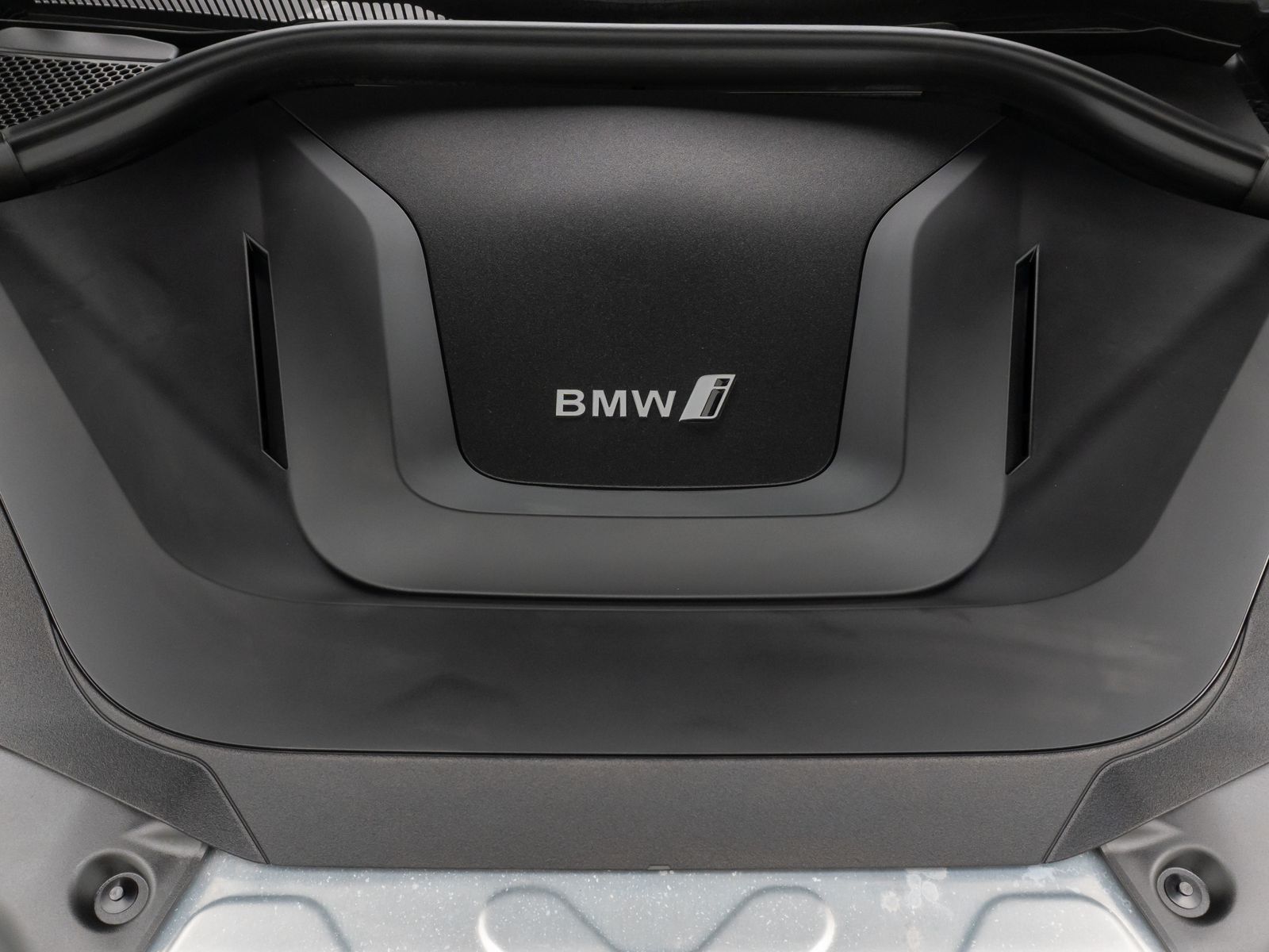 Fahrzeugabbildung BMW iX3 Impressive Panorama 360°HUD DAB H/K AHK 20"