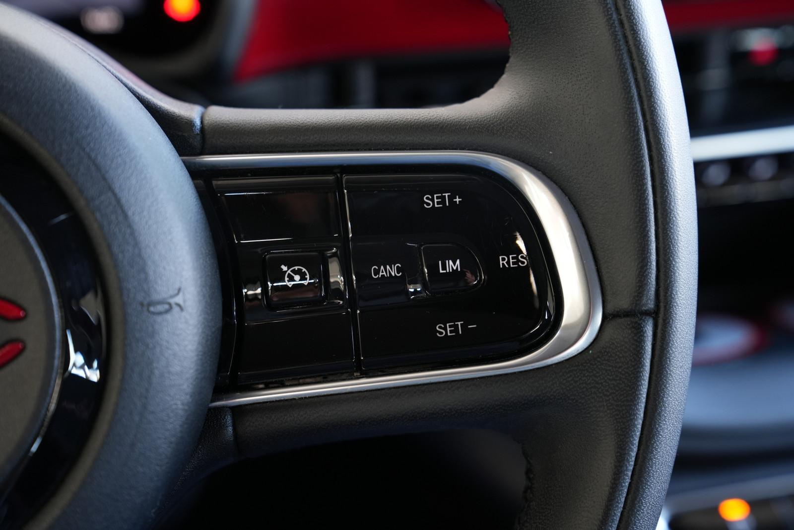 Fiat 500 e Red *NAV*LED*TEMP*