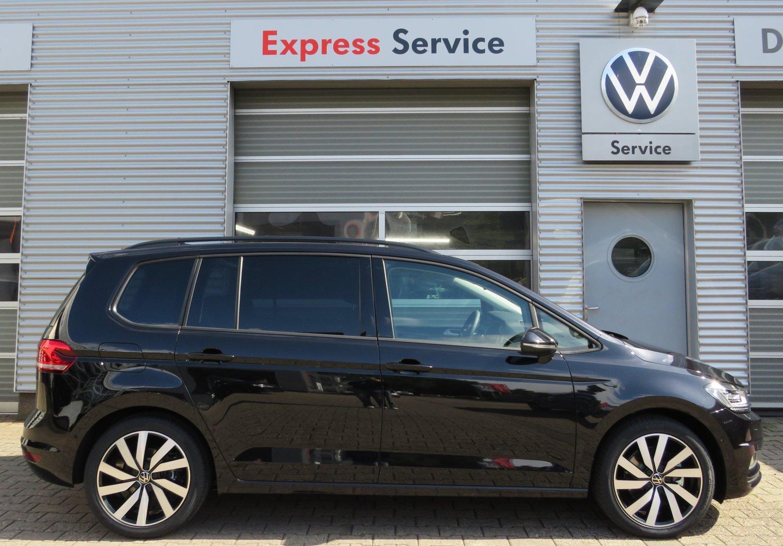 Volkswagen Touran 1.5 TSI DSG  Highline/Pano/Navi/Kamera/AC