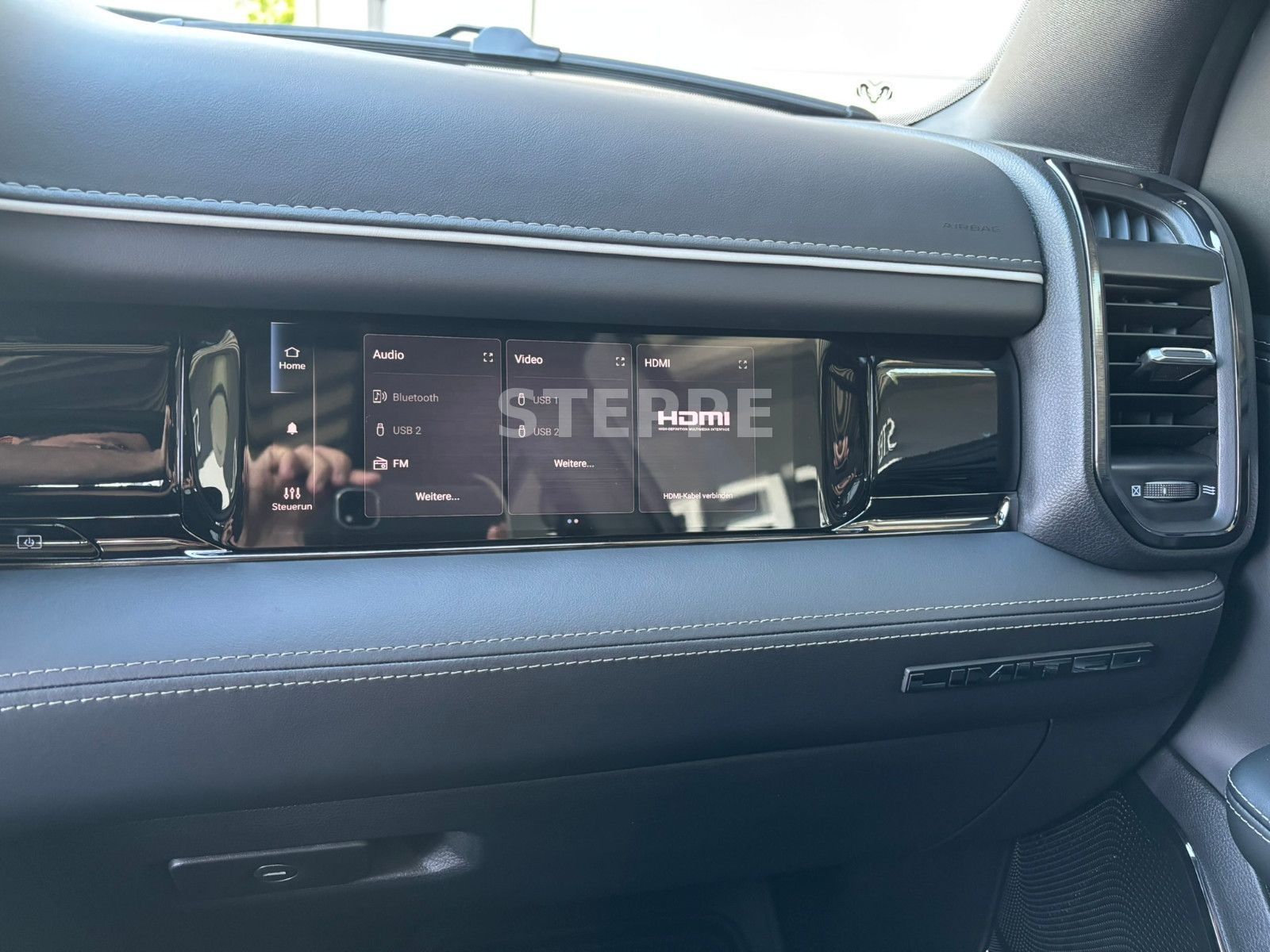 Dodge 2026 RAM 1500 Limited Night 5,7LV8 MultiTailgate