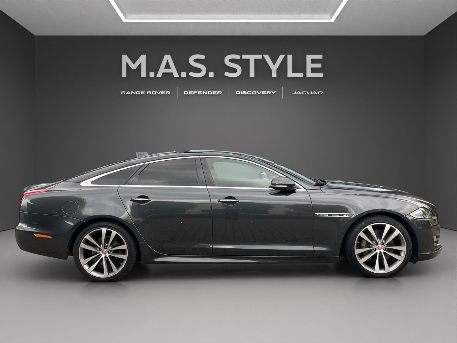 Fahrzeugabbildung Jaguar XJ R-Sport 3.0 V6 Kompressor AWD